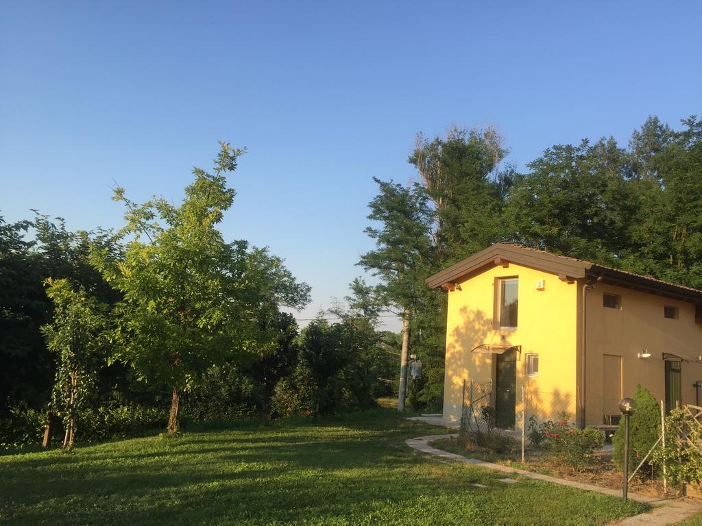 B&B Nido Sui Laghi San Donnino della Nizzola 외부 사진