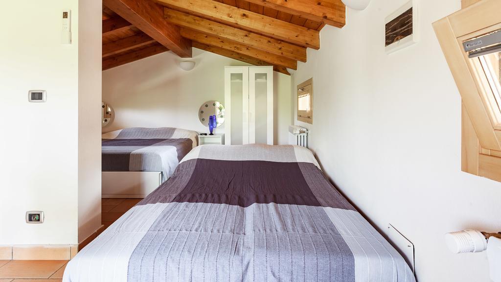 B&B Nido Sui Laghi San Donnino della Nizzola 외부 사진