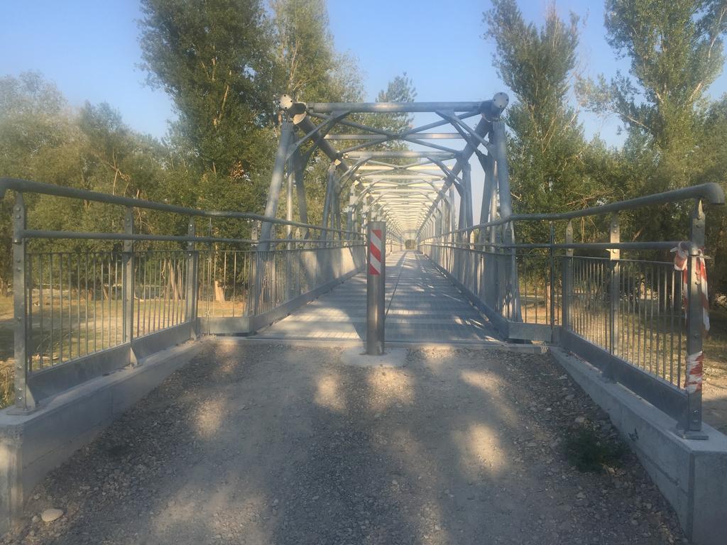 B&B Nido Sui Laghi San Donnino della Nizzola 외부 사진