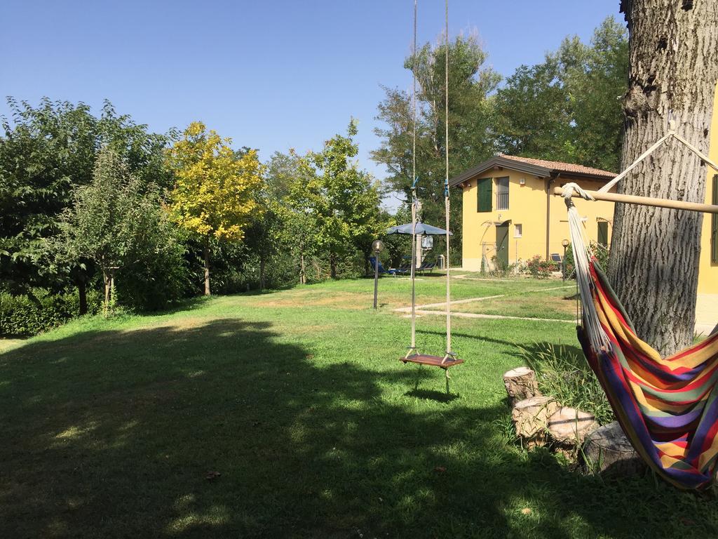 B&B Nido Sui Laghi San Donnino della Nizzola 외부 사진